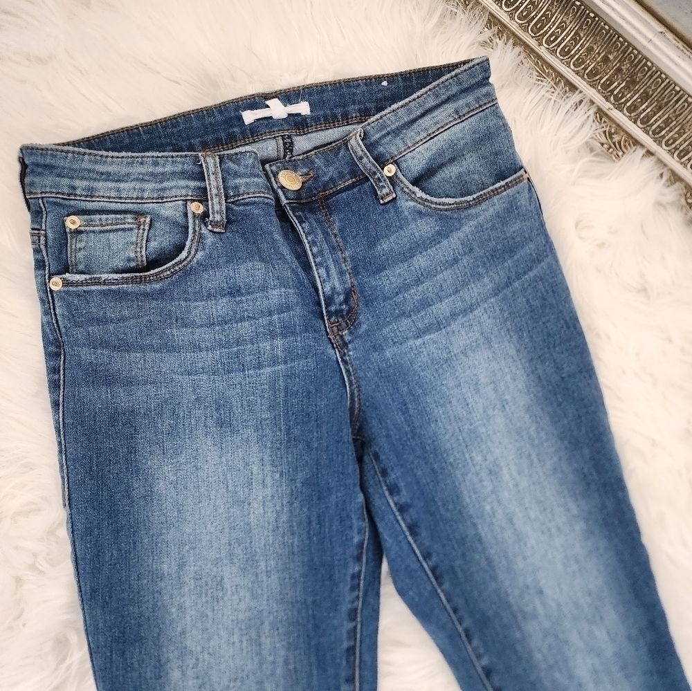 STS Blue Crop ankle skinny jeans size 27. Good preowned condition. - Picture 2 of 10